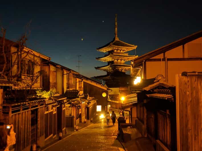 Kyoto: The Geisha Districts of Kyoto Walking Tour - Visiting Key Cultural Spots