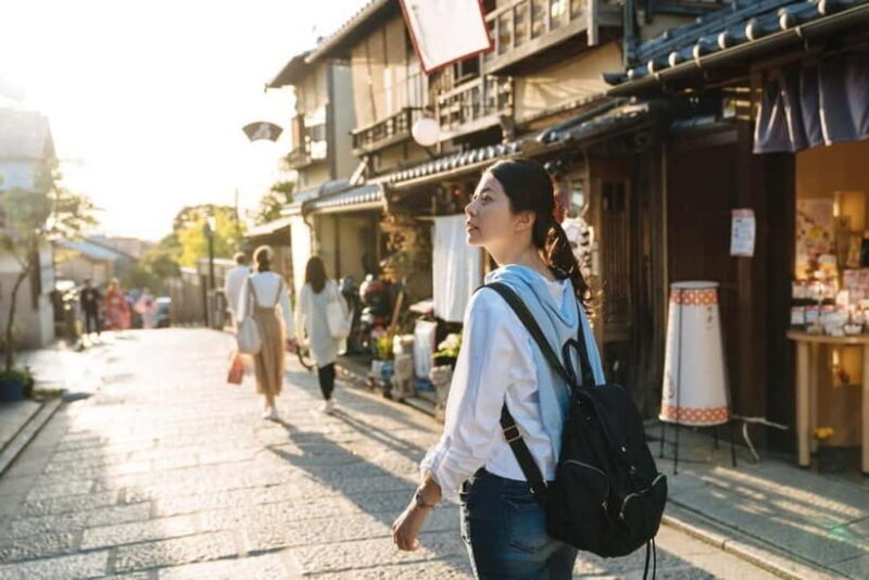Kyoto Unveiled: Private Tour of Heritage, Beauty & Spirit - Key Points