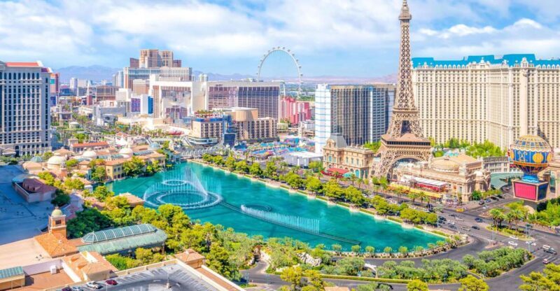 LA: 2-Day Las Vegas Tour with Hoover Dam & Accommodation - What Travelers Can Expect