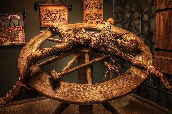 LA Medieval Torture Museum Ticket with Audio Guide and Ghost Hunting - An Introduction to the Experience