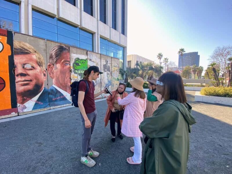 LA: Museum Row Tour The Fast & The Fossilized on Wilshire - FAQ