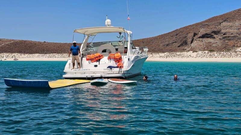 La Paz: Balandra Beach Luxury Yacht Charter Cruise - An In-Depth Look at the La Paz Balandra Beach Yacht Cruise