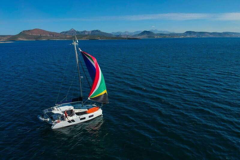 La Paz: Private catamaran to sloop with food and beverages included - A Complete Guide to the La Paz Private Catamaran Experience