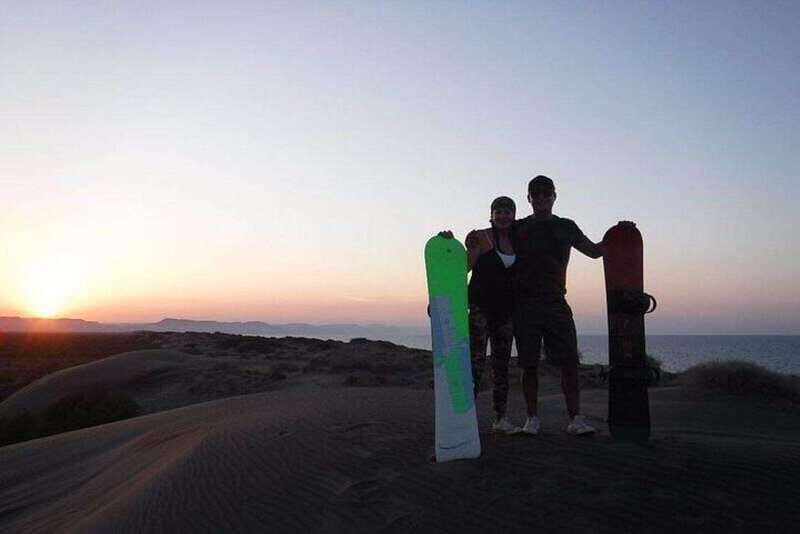 La Paz: Sunset Sandboarding at La Paz Dunes Tour - Guides and Safety