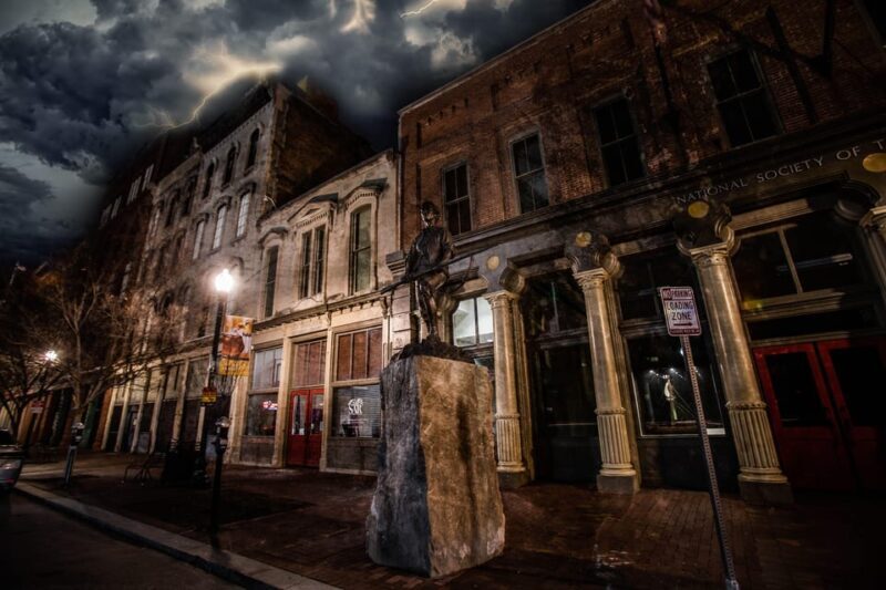 Lace, Lunacy, and Loss: Louisville Ghost Tours - Authenticity and Experience Quality