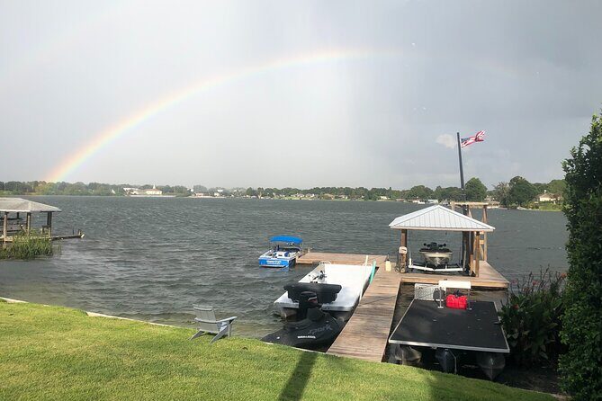 Ladies Luncheon Pontoon Tour (Gentleman welcome) - FAQ