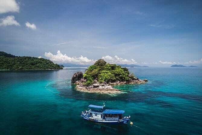 Laem Chabang to Bangkok Landmarks with Entrance Tickets & Lunch - The Sum Up