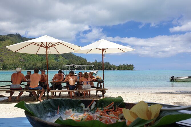 Lagoon Tour - Discover the magnificent lagoon of Moorea - Optional Lunch and Snack Breaks