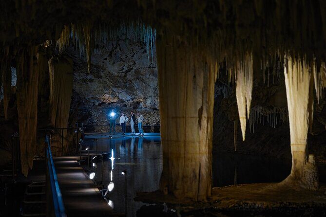 Lake Cave Fully Guided Tour - FAQ