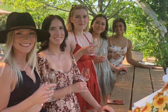 Lake Country Half Day Wine Tour- Incl. Tasting Fees & Guide Grat! - Key Points