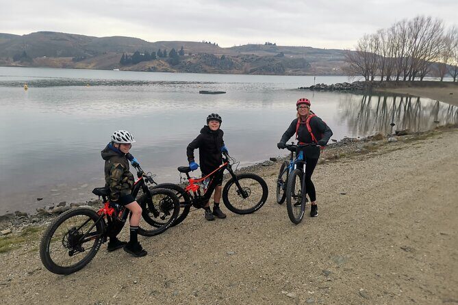 Lake Dunstan Cycleway with E-Bike hire and Shuttle service - An In-Depth Look at the Lake Dunstan Cycleway Experience