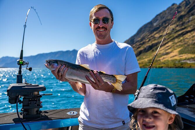 Lake Hwea: 3 hour Fishing Adventure by Boat - Key Points