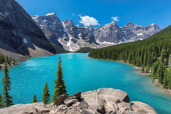 Lake Louise and Moraine Lake Golden Hour Tour - Why Consider the Lake Louise and Moraine Lake Golden Hour Tour?