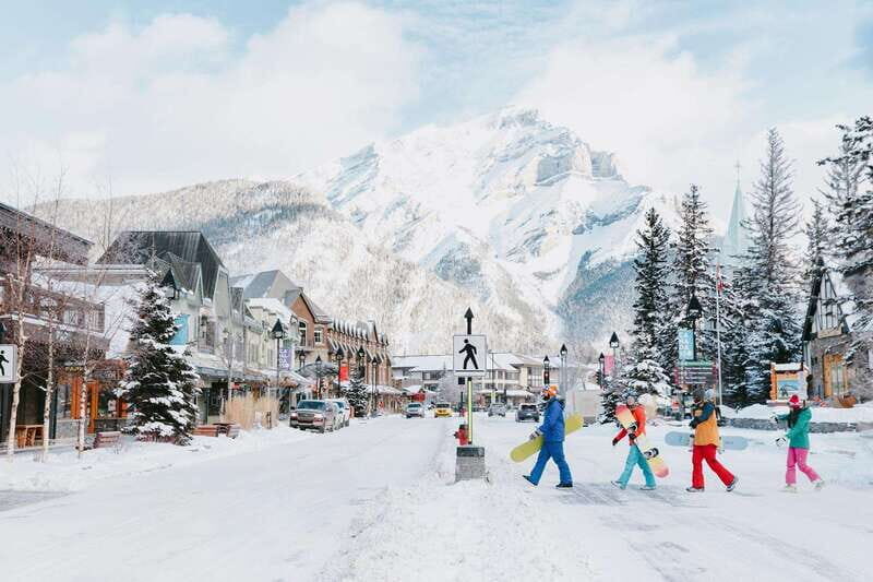 Lake Louise, Johnston Canyon, Lake Minnewanka, Banff Town - Authentic Experiences and Practical Tips