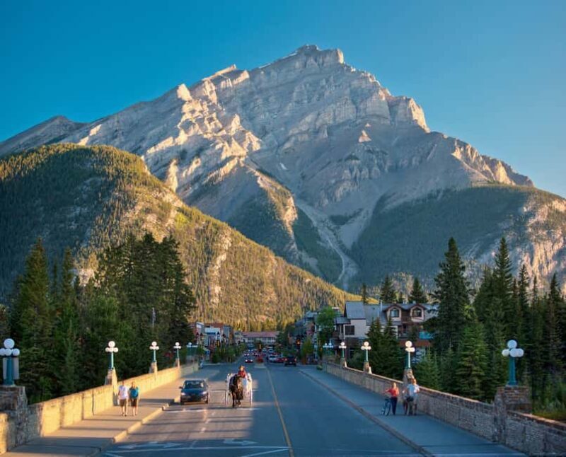 Lake Louise,Moraine Lake,Yoho NP,Johnston Canyon & BanffTour - The Practical Side: Timing, Price, and Flexibility