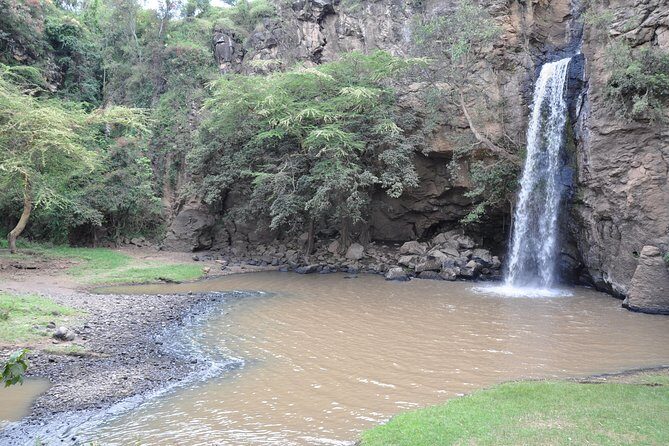 Lake Nakuru Daytrip using Safari Landcruiser - Practical Details and Logistics