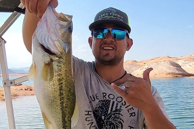 Lake Powell Fishing Charters and Water Fun in Arizona - Key Points