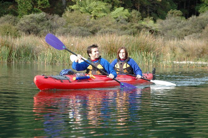 Lake Rotoiti Evening Kayak Tour including Hot Springs, Glowworm Caves and BBQ Dinner - Authentic Traveler Feedback