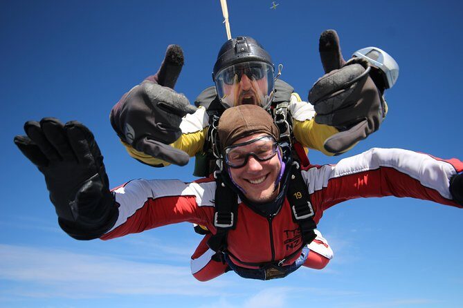 Lake Taupo 12,000-Foot Tandem Skydiving - Who Would Enjoy This Most?