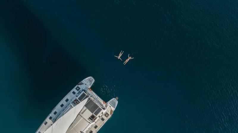 Lake Taupo: Luxury Sailing Catamaran to Mori Rock Carvings - How the Tour Balances Comfort and Adventure