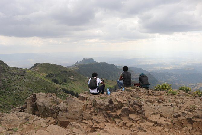 Lalibela 2-Day Eco Trekking Tour - Day 1: From Lalibela to the Atabkit Escarpment