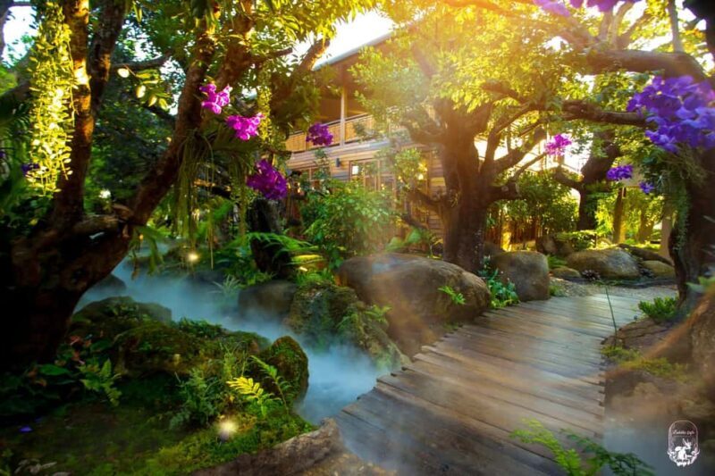 Lalita Cafe & Chiang Rai Temple(White+Blue) from Chiangmai - FAQs