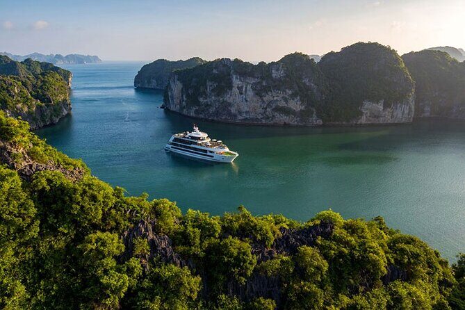 Lan Ha and Halong Bay 5 Star Cruise with Balcony - The Experience in Detail
