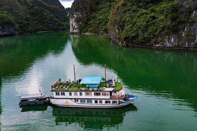 Lan Ha bay 3D2N Boutique boat: Kayaking, cycling, villages, beaches, caves - What Makes This Tour Stand Out?