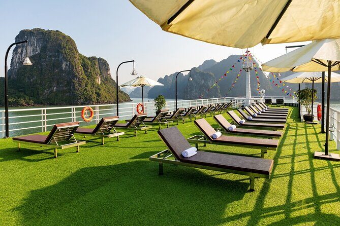 Lan Ha bay luxury cruise 2D/1N: Kayaking, jumping & Swimming at pristine places - An In-Depth Look at the Lan Ha Bay Luxury Cruise Experience