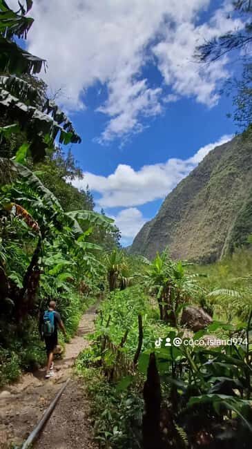 Langevin meeting excursion:Discovery adventure (waterfall/pond)0692042217 - Key Points