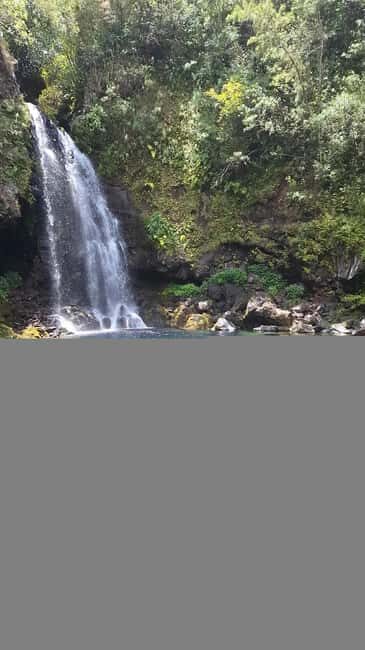 Langevin meeting excursion:Discovery adventure (waterfall/pond)0692042217 - Analyzing the Value