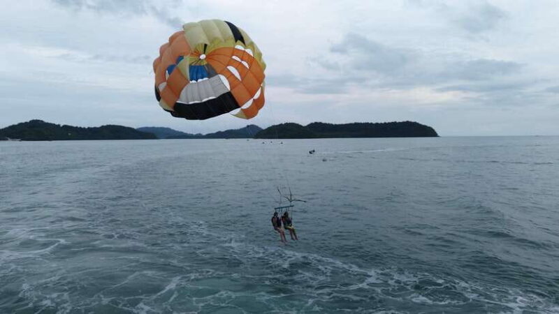 Langkawi: Jet Ski and Parasailing Tour - Discovering Langkawi: An Adventure in the Water and Sky