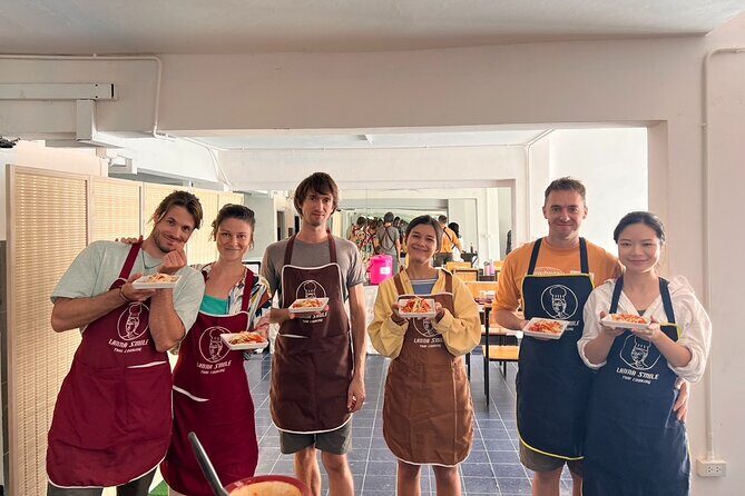 Lanna Smile Thai Cooking Class in Chiang Mai with Market tour - Practical Details and Tips