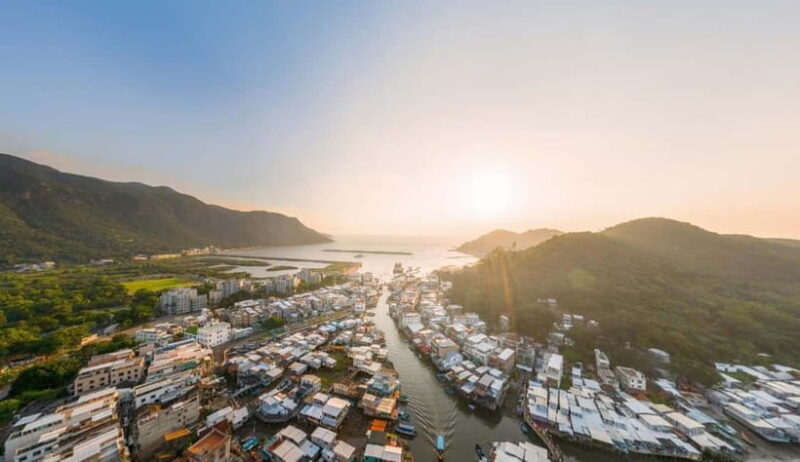 Lantau Island: Priority Cable Car, Tai O & Direct Transfer - Key Points