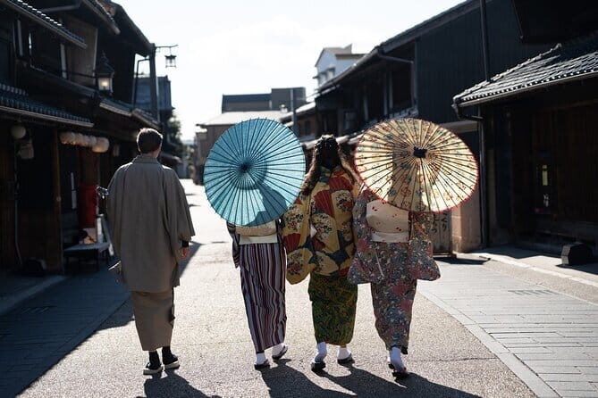 Lantern and Mini Japanese Umbrella Painting with Artisan Visit - Key Points