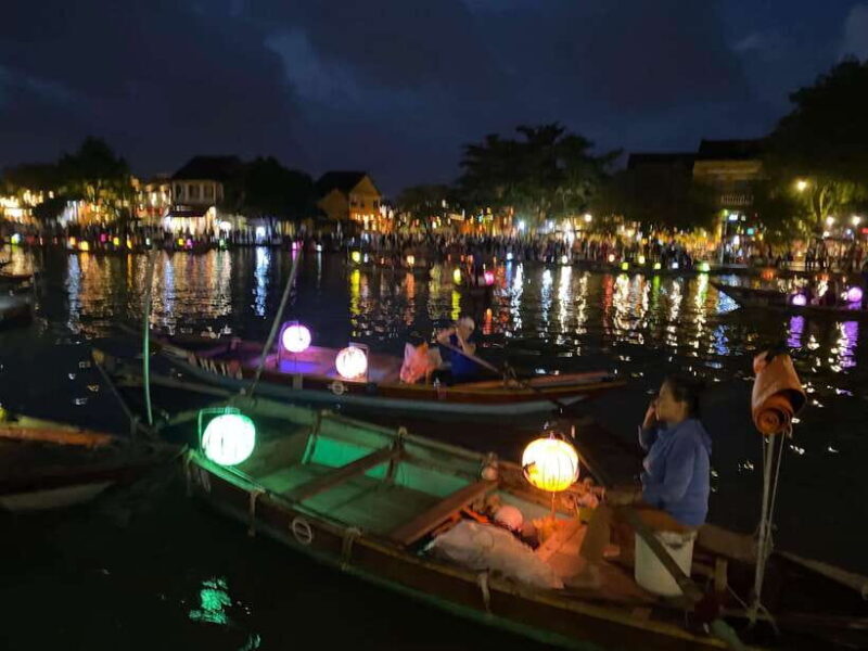 Lantern Boat Ride & Local Market Tour - Who Should Consider This Tour?