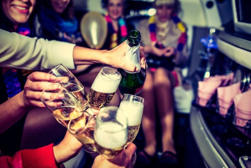 Las Vegas: Craft Beer Guided Tour in a Limousine - Reliability and Reviews: What Travelers Say