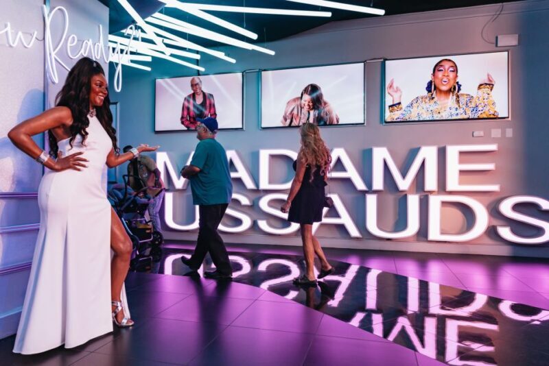 Las Vegas: Entry to Madame Tussauds with a Gondola Cruise - FAQ