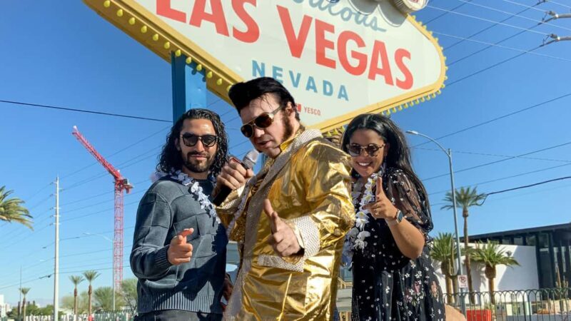 Las Vegas: Gold Elvis Vow Renewal or Wedding at Welcome Sign - An Authentic Yet Playful Vegas Experience