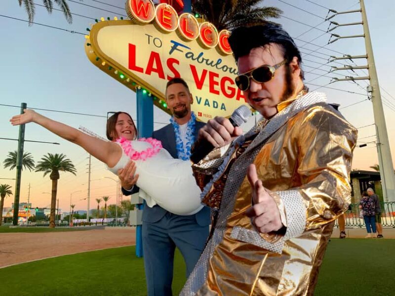 Las Vegas: Gold Elvis Vow Renewal or Wedding at Welcome Sign - Who Will Love This Experience?