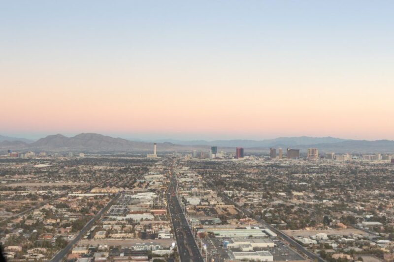 Las Vegas: Helicopter Night Flight over the Strip - What Makes This Experience Stand Out