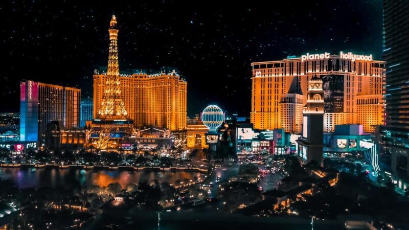Las Vegas: Helicopter Tour of the Strip with Window Seats - Key Points