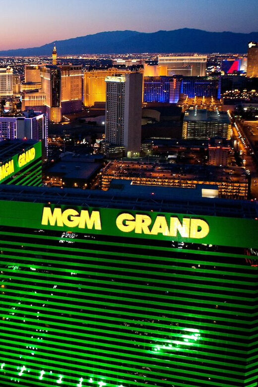 Las Vegas: Nighttime Helicopter Flight over the Strip - Key Points