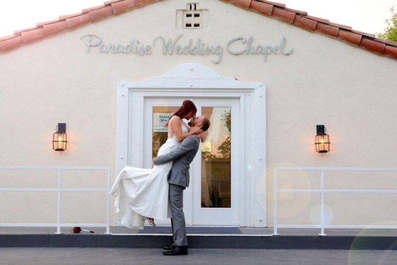 Las Vegas: Paradise Wedding Chapel Quickie Sign & Go Wedding - Key Points