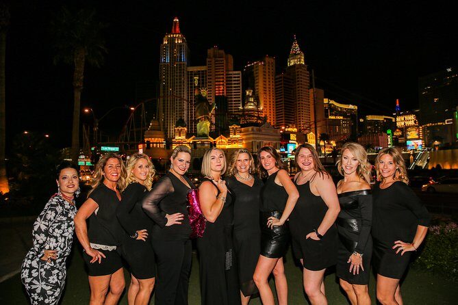 Las Vegas Photo Tour by Luxurious Vehicle - An In-Depth Look at the Las Vegas Photo Tour