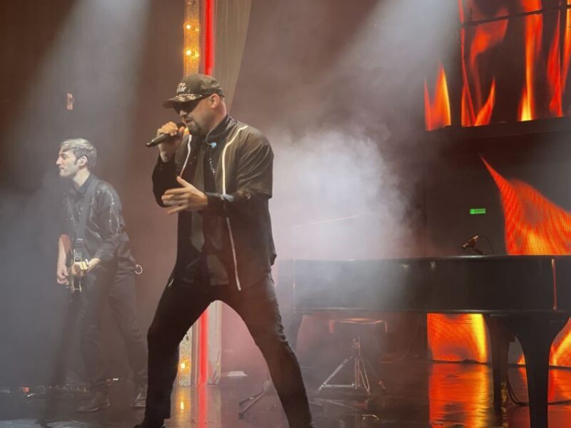 Las Vegas: Piano Man by Kyle Martin Live Show Tickets - Who Will Love This Show?