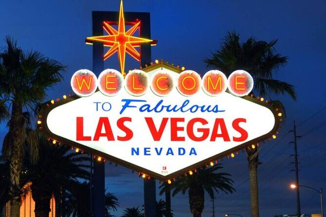 Las Vegas Strip at night like a Star with champagne by luxury limo - 3 or 5 hrs - FAQ