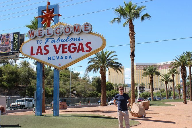 Las Vegas Strip or Fremont Street Semi-Professional Photo Session - What You Can Expect During the Tour