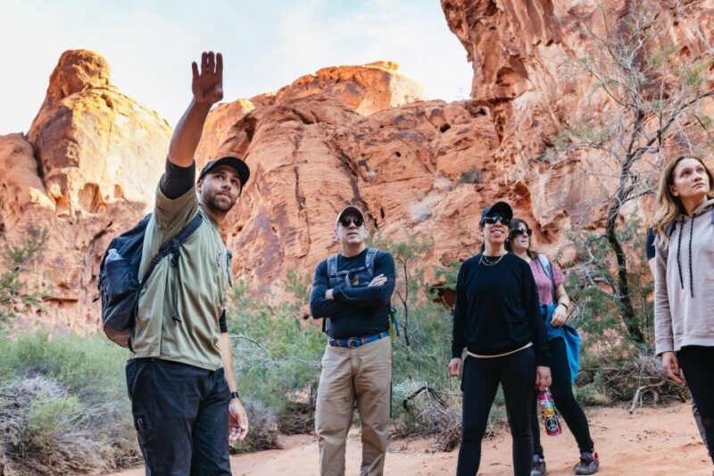 Las Vegas: Valley of Fire Guided Hike with Drinks and Snacks - Getting There and Transportation