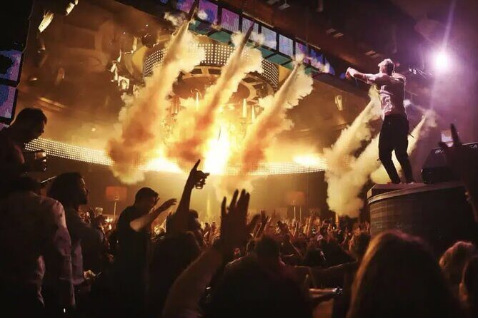 Las Vegas: VIP Club Crawl with Party Bus, Express Entry & Drinks - FAQ